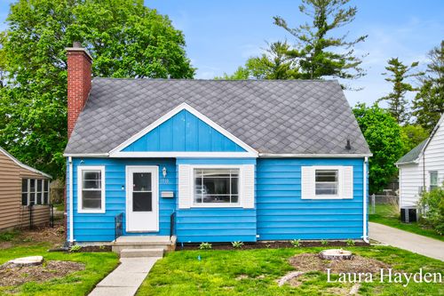 1910 Gordon, Lansing, MI, 48910 | Card Image