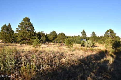 12339 E Old Route 66, Parks, AZ, 86018-0557 | Card Image