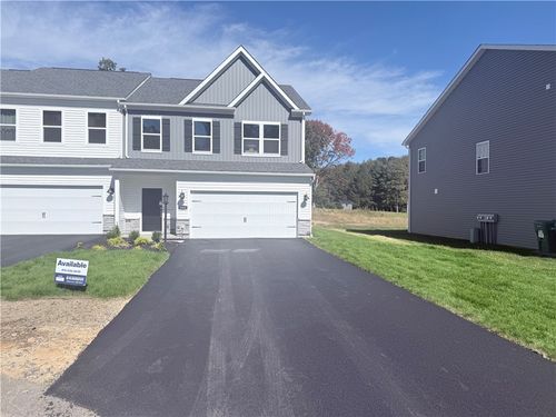 3303 Maple Crest Ct, Butler, PA, 16001-2975 | Card Image