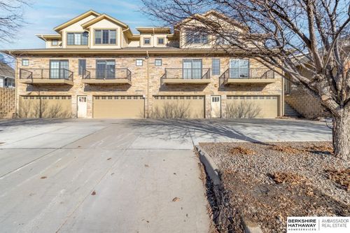 5138 Dodge St, Omaha, NE, 68132-2838 | Card Image