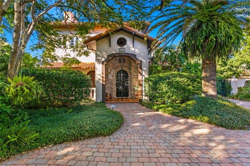 4803 W Woodmere Rd, Tampa, FL, 33609-3632 | Card Image