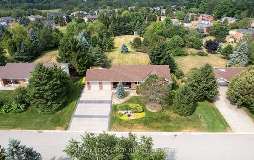 10 Peter St, Amaranth, ON, L9W5Z1 | Card Image
