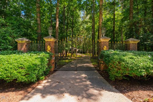 8200 Bromley Road, Hillsborough, NC, 27278 | Card Image