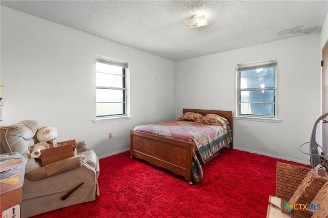 Back secondary bedroom | Image 27