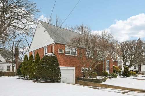 1396 Sturl Ave, Hewlett, NY, 11557-1314 | Card Image
