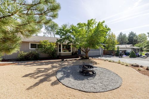 21035 Clairaway Ave, Bend, OR, 97702-2435 | Card Image