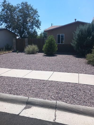 614 Miller Place, House other with 3 bedrooms, 1 bathrooms and null parking in Socorro NM | Image 2