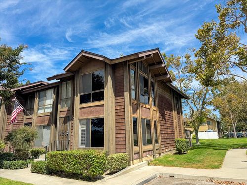 8-958 South Crossbow Lane, Anaheim, CA, 92804 | Card Image