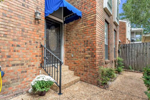 6942-6942 Amberly Rd, Memphis, TN, 38119-6844 | Card Image