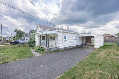 238 71st St, Niagara Falls, NY, 14304-4018 | Card Image