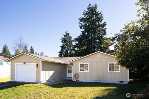 215 W Pine St, McCleary, WA, 98557-9530 | Card Image