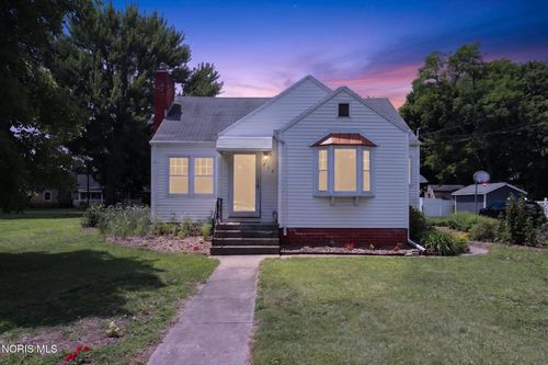 414 Findlay St, Perrysburg, OH, 43551-1519 | Card Image