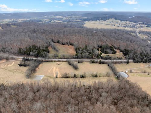 2 Tullahoma Rd, Normandy, TN, 37360-5018 | Card Image