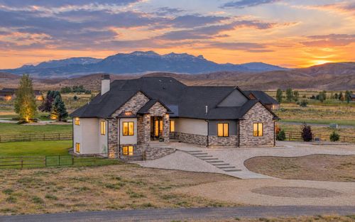 44 Sugar Bars Dr, Cody, WY, 82414-8604 | Card Image