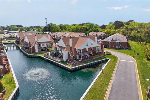5168 Walkers Grant Ln, Virginia Beach, VA, 23455-2560 | Card Image