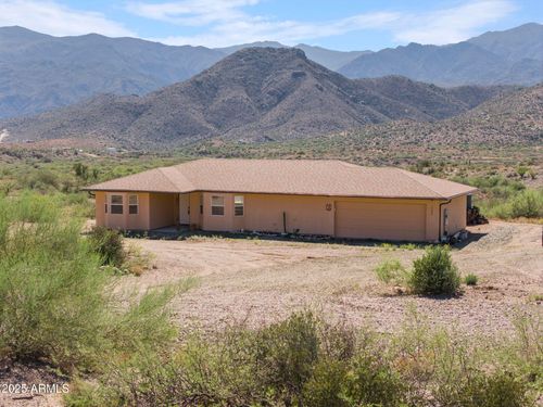 17200 S Dripping Springs Rd, Mayer, AZ, 86333-9545 | Card Image