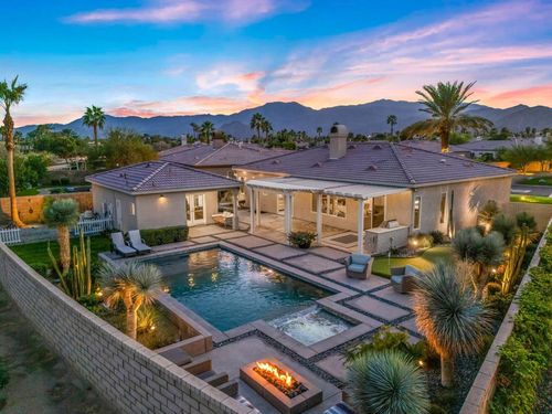 43070 Parkway Esplanade E, La Quinta, CA, 92253-8806 | Card Image