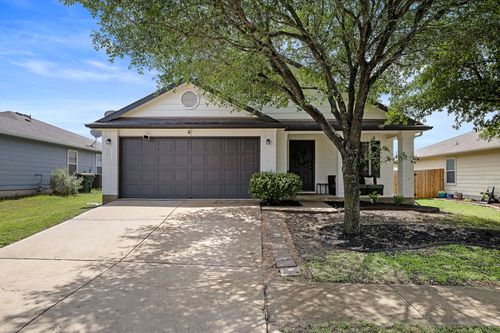 1065 Canada Wild Dr, Buda, TX, 78610-5157 | Card Image