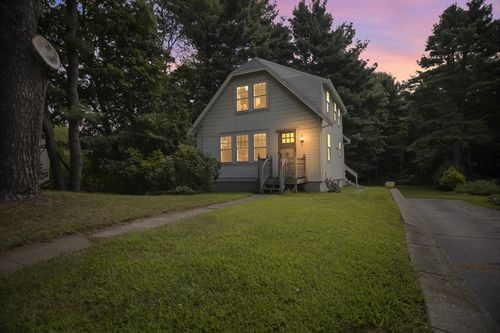 1178 Washington St, Walpole, MA, 02081-3312 | Card Image