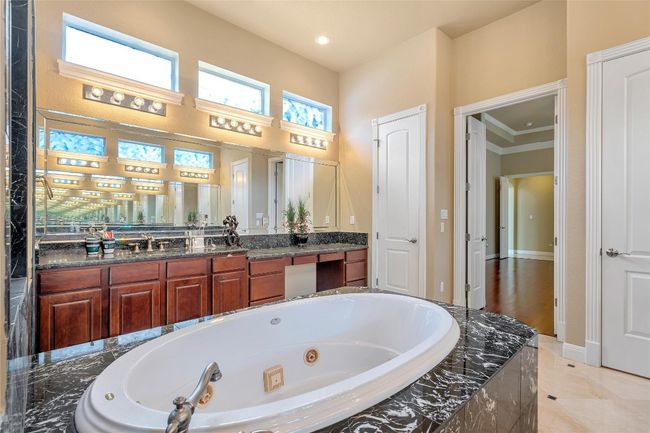 222 Vailco Ln, House other with 4 bedrooms, 4 bathrooms and 5 parking in Austin TX | Image 33