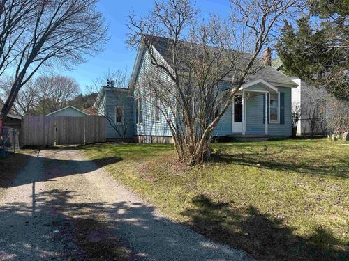 3038 Sullivan St, Cedar, MI, 49621 | Card Image