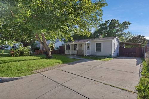 2916 Livingston Ave, Fort Worth, TX, 76110-2921 | Card Image