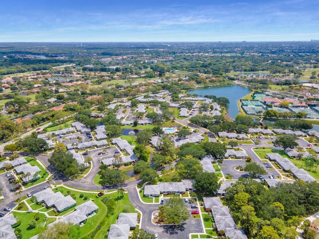 603 - 603 Club Dr, Condo with 2 bedrooms, 2 bathrooms and null parking in Palm Beach Gardens FL | Image 21