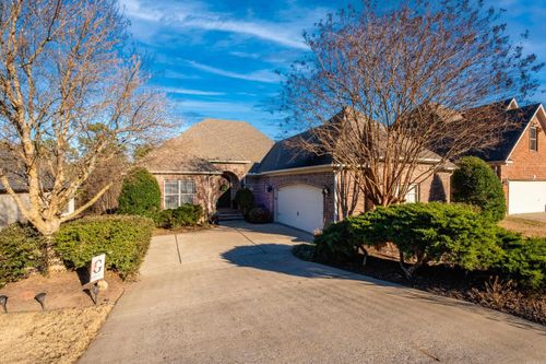 9 Epernay Cir, Little Rock, AR, 72223-5527 | Card Image