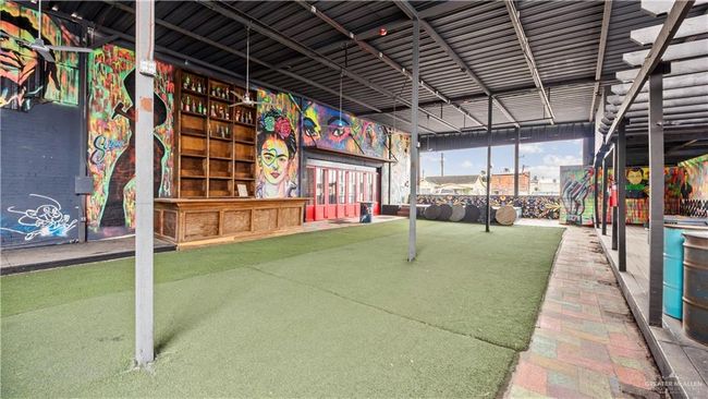 407 S 17 Th St, Home with 0 bedrooms, 0 bathrooms and 15 parking in McAllen TX | Image 8