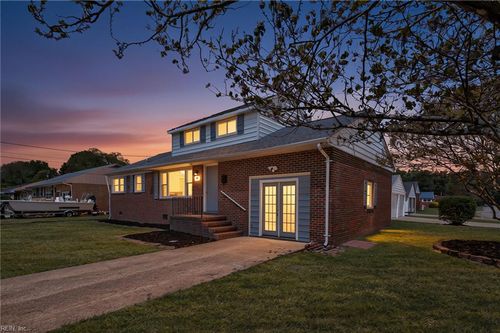 23 Eastlawn Dr, Hampton, VA, 23664-1814 | Card Image