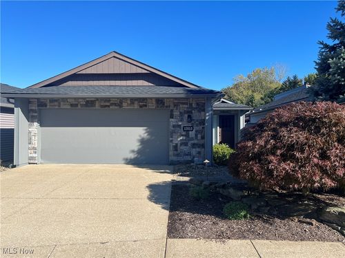 13513 Suncrest Ct, Strongsville, OH, 44136-4403 | Card Image