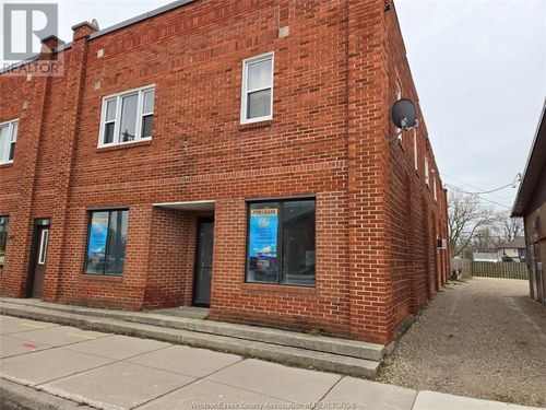 38 Talbot Rd E, Wheatley, ON, N0P2P0 | Card Image