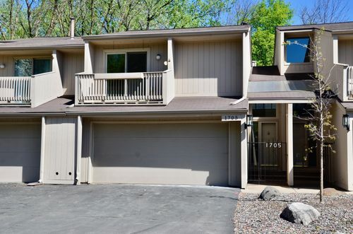 1705 Archer Ct, Plymouth, MN, 55447-2825 | Card Image