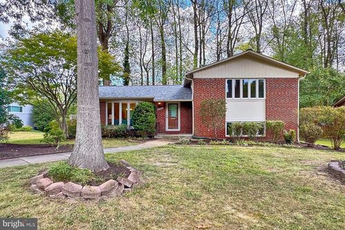 3411 Slade Ct, Falls Church, VA, 22042-3918 | Card Image
