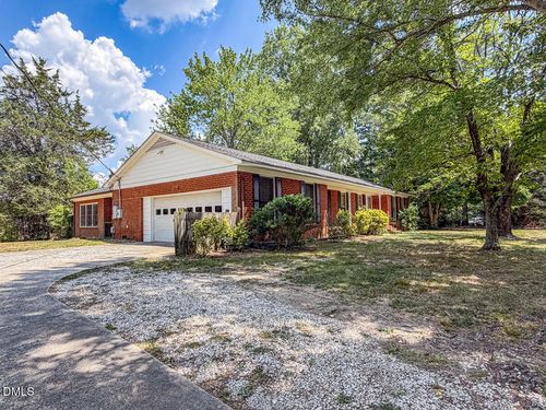 1303 Briarcliff Rd, Burlington, NC, 27215-3301 | Card Image