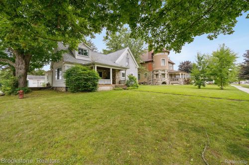 326 S Main St, Almont, MI, 48003-1070 | Card Image