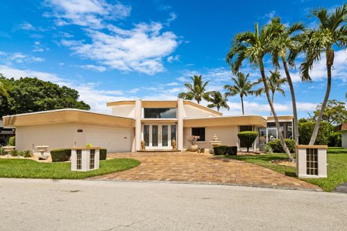 6201 Royal Poinciana Ln, Tamarac, FL, 33319-6110 | Card Image