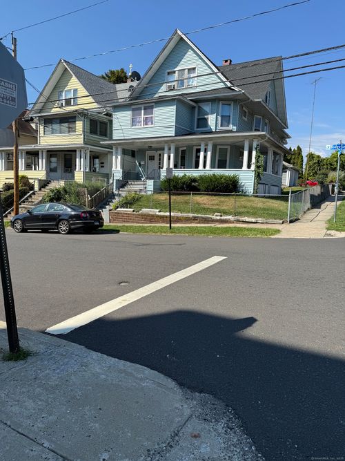 361 Ridgefield Ave, Bridgeport, CT, 06610-2814 | Card Image