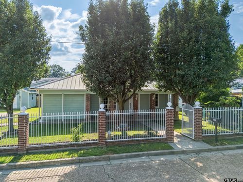 709 Corrigan St, Kilgore, TX, 75662-2640 | Card Image