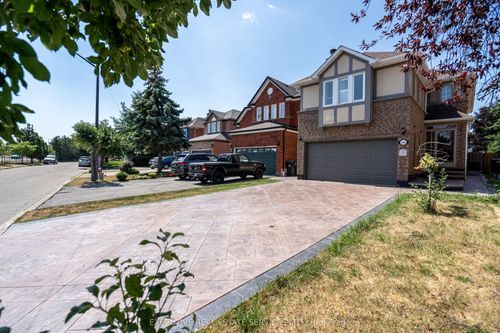 5880 Chorley Pl, Mississauga, ON, L5M5L7 | Card Image