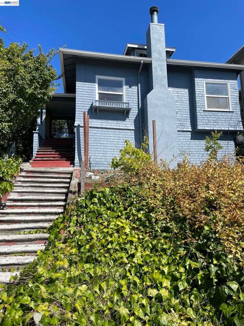 770 Walker Ave, Oakland, CA, 94610-2734 | Card Image
