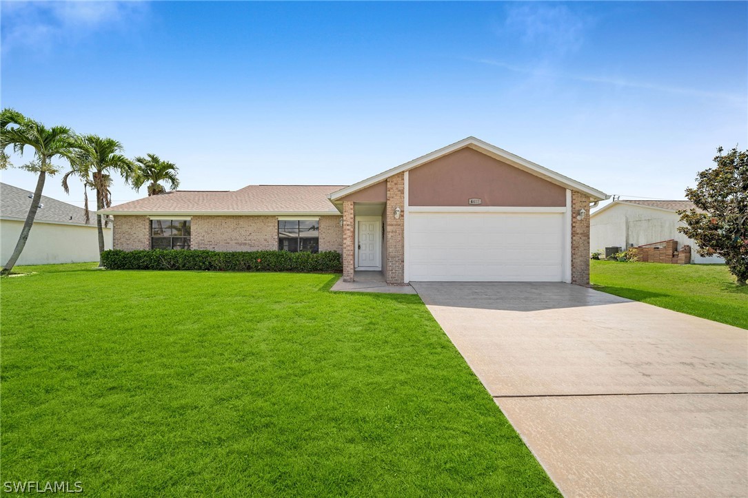 15th Ave, Cape Coral, FL 33914