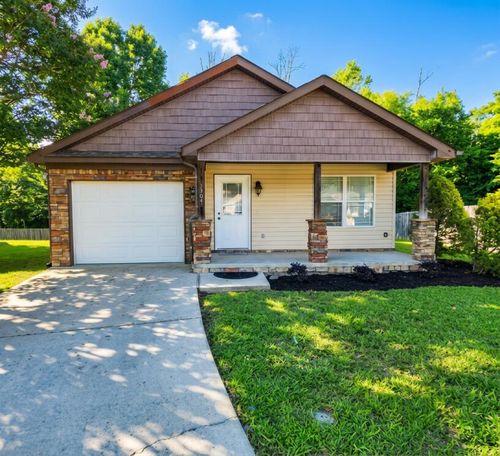1509 Southernwood Dr, Chattanooga, TN, 37421-0621 | Card Image