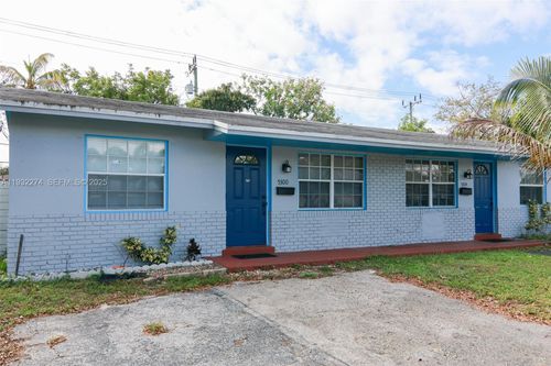 1-5300 Nw 15th Ct, Lauderhill, FL, 33313-5464 | Card Image