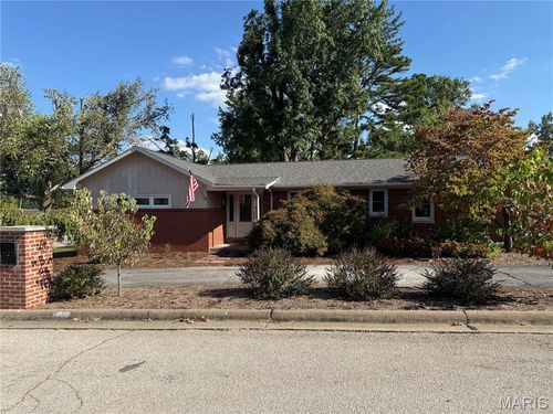 333 Lynnie St, Perryville, MO, 63775-2765 | Card Image