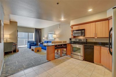 615 - 211 E Flamingo Road, Home with 1 bedrooms, 1 bathrooms and null parking in Las Vegas NV | Image 2