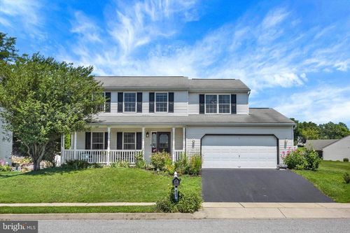 422 Overland Way, New Cumberland, PA, 17070-2753 | Card Image