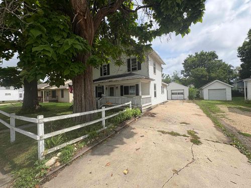 323 Center Ave, Janesville, WI, 53548-4632 | Card Image