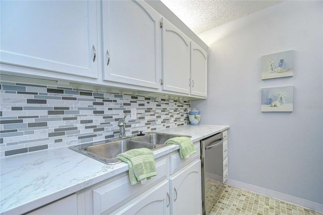 APT-211 - 4801 Airport Rd, Condo with 1 bedrooms, 1 bathrooms and null parking in ZEPHYRHILLS FL | Image 13