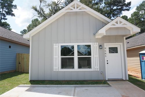 9868 Arbor Oak, Willis, TX, 77318-7219 | Card Image